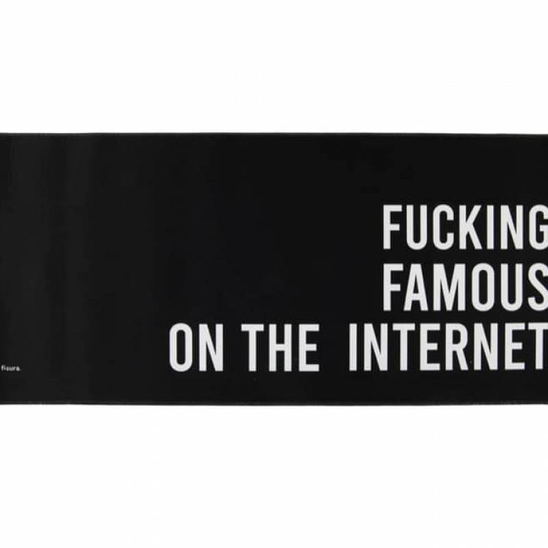ALFOMBRILLA RATN XXL FUCKING FAMOUS ON THE INTERNET.
