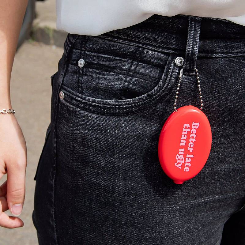 MONEDERO RETRO BETTER LATE THAN UGLY.