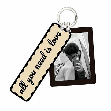 LLAVERO FOTO ALL YOU NEED IS LOVE