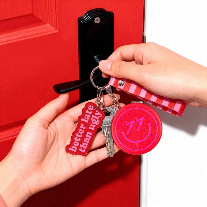 LLAVERO ESPEJO BETTER LATE THAN UGLY.