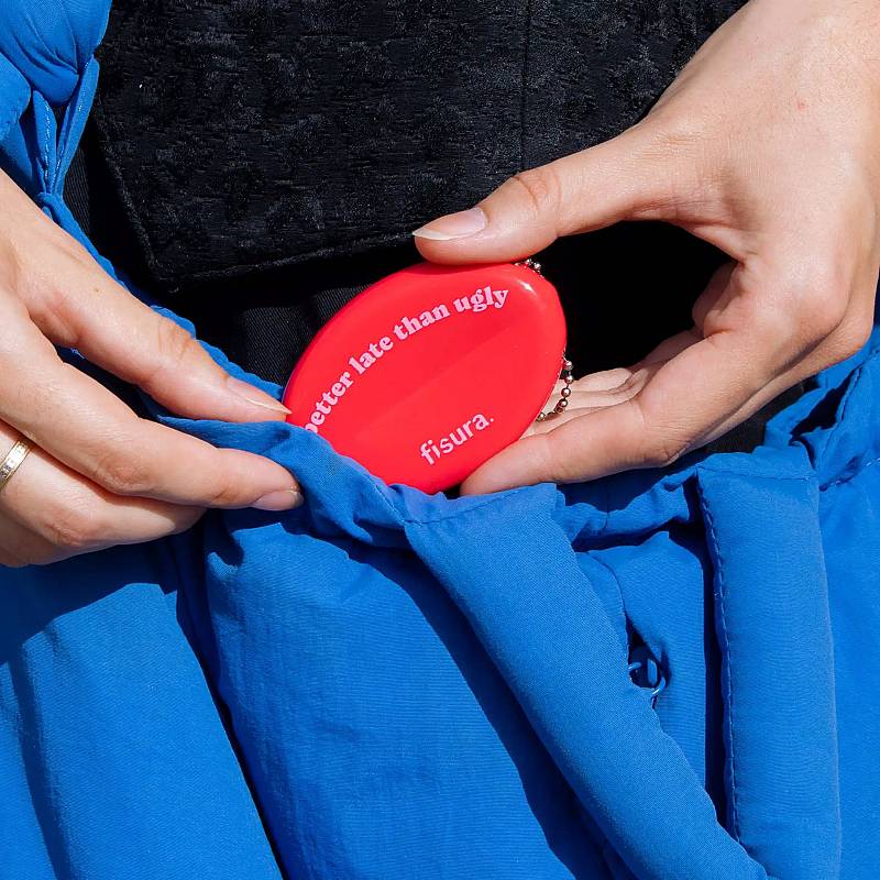 MONEDERO RETRO BETTER LATE THAN UGLY.